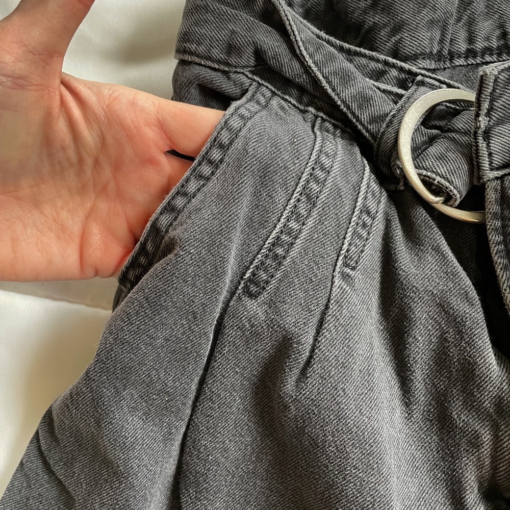 High Waisted Baggy Jeans - Picture 7 of 9